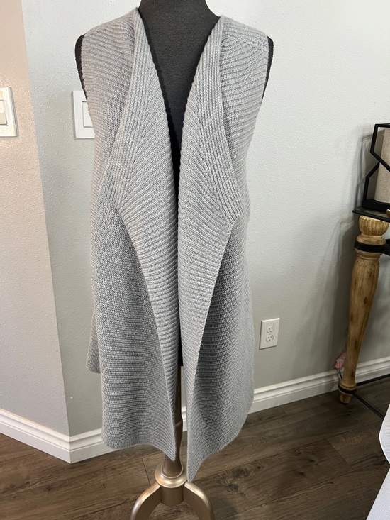 GNW Sweaters - GNW Light Gray Ribbed Knit Vest